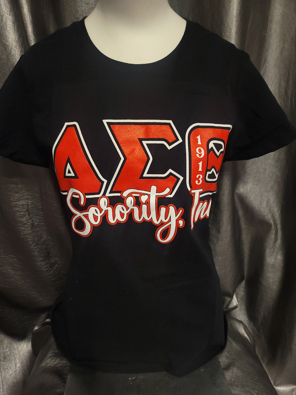 Delta Sigma Theta cursive T-shirt