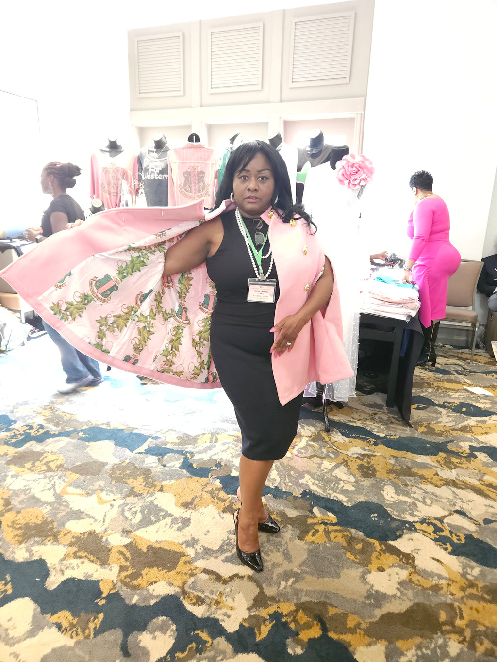 Alpha Kappa Alpha cape