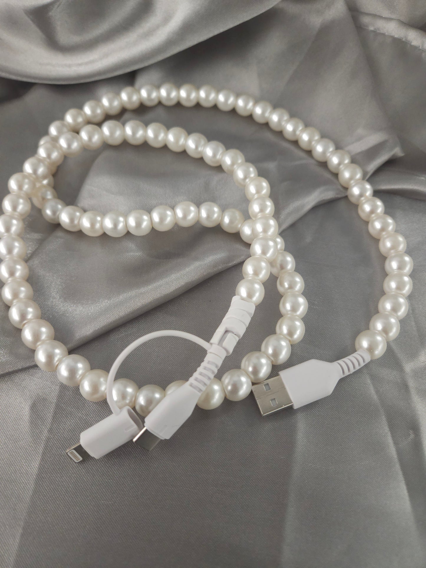 Pearl Charger