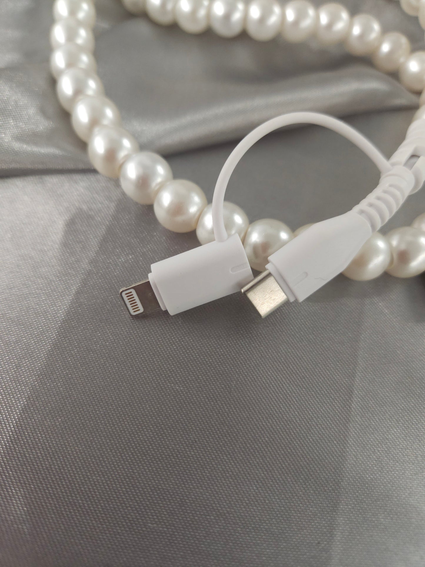 Pearl Charger