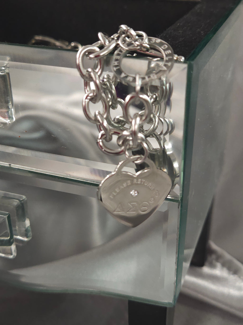 Delta Sigma Theta Chain Link bracelet with Heart