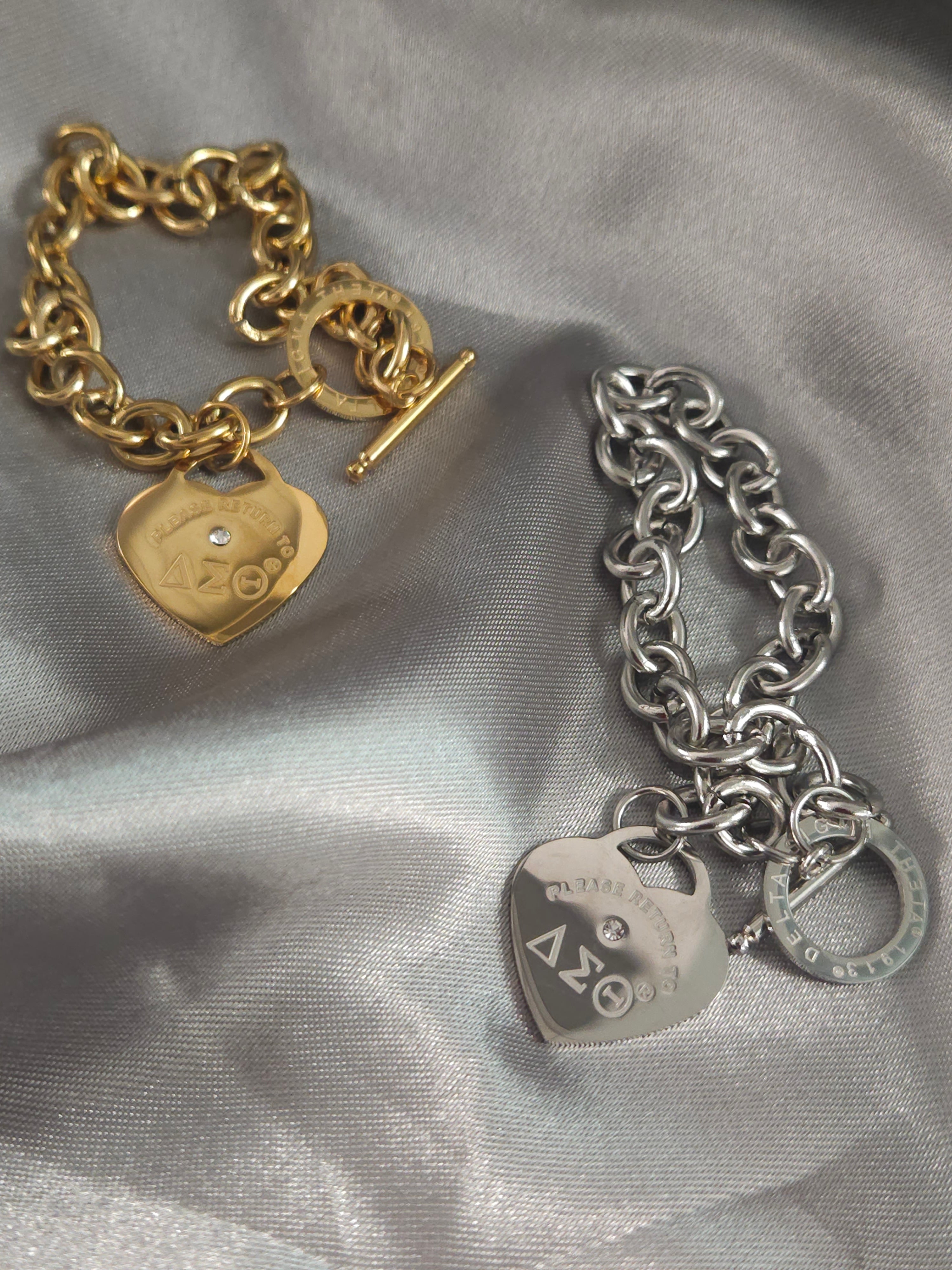 Delta Sigma Theta Chain Link bracelet with Heart