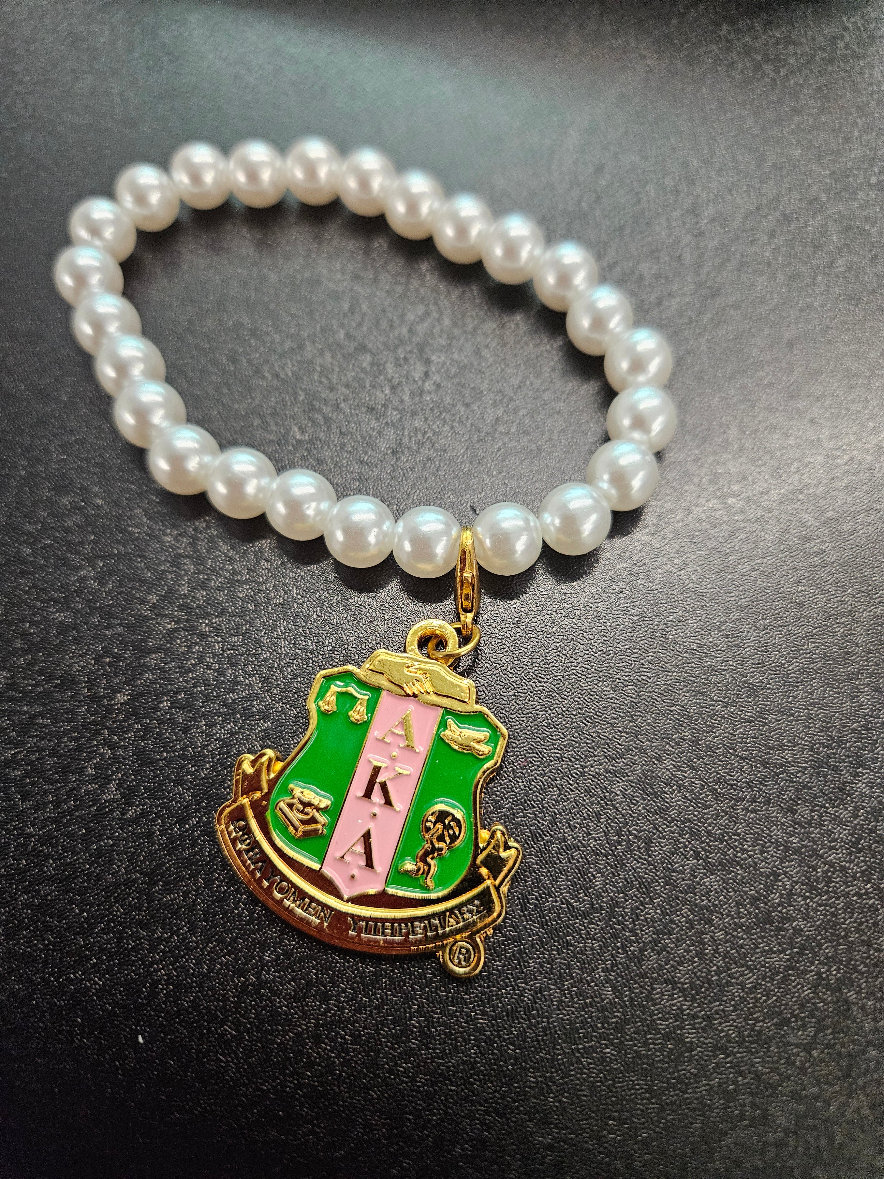 Alpha Kappa Alpha Pearl Bracelet