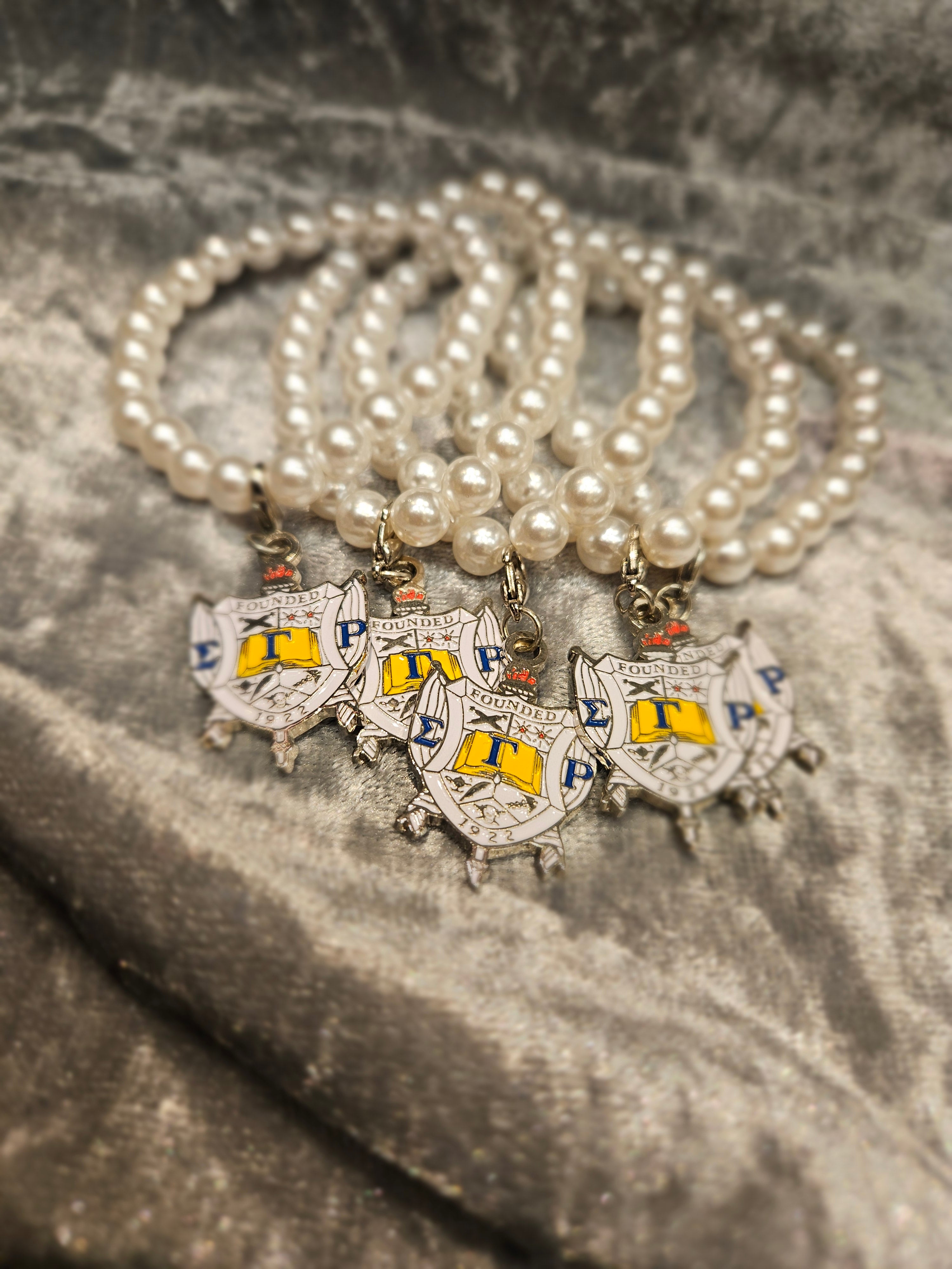 Sigma Gamma Rho Pearl Bracelet with Crest